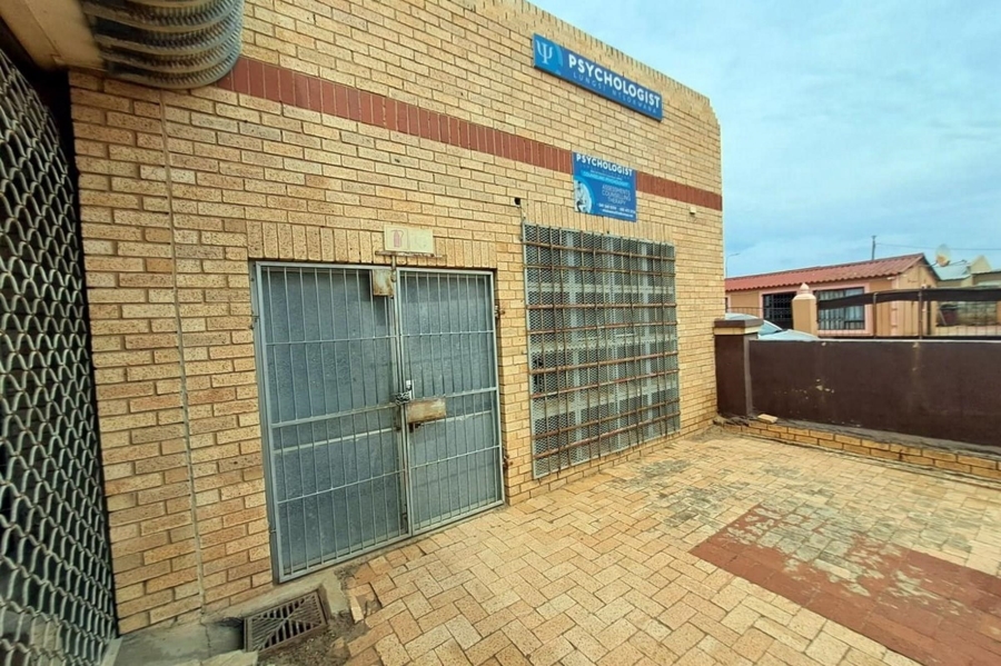 Commercial Property for Sale in Kwazakhele Eastern Cape